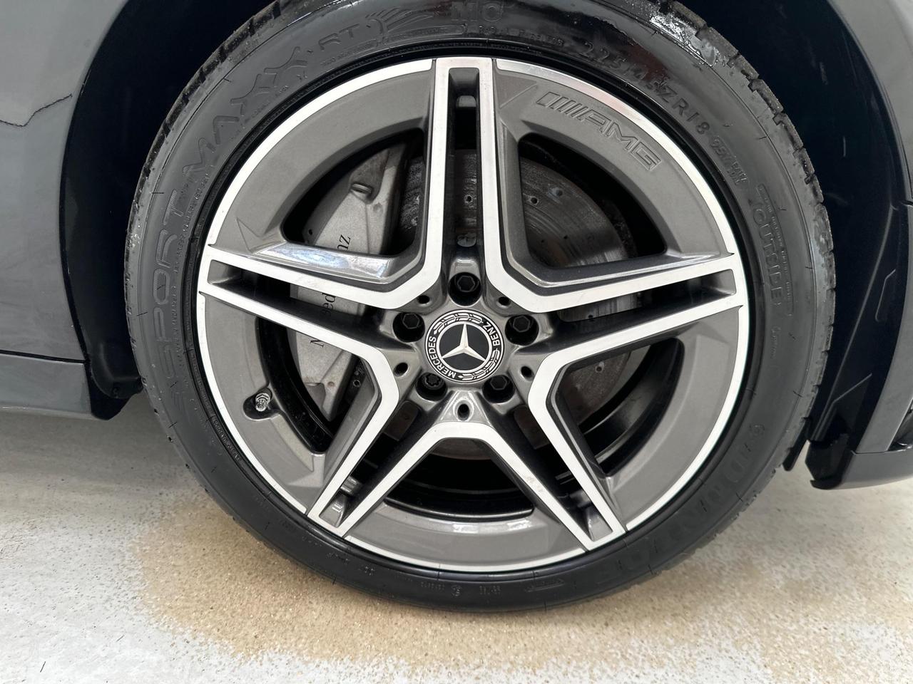 Mercedes-Benz C Class LL21YLW