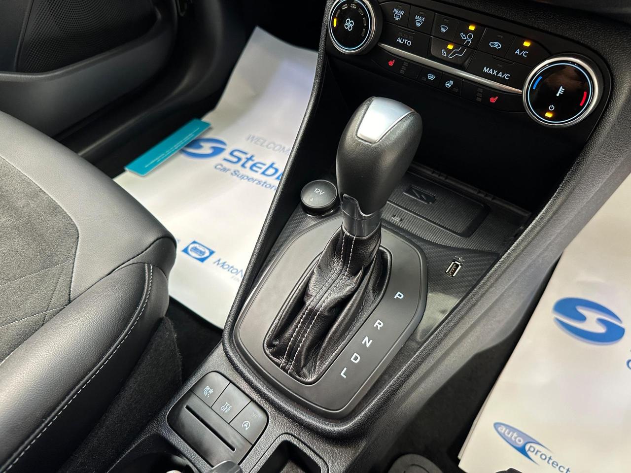 Ford Fiesta LD72JVC
