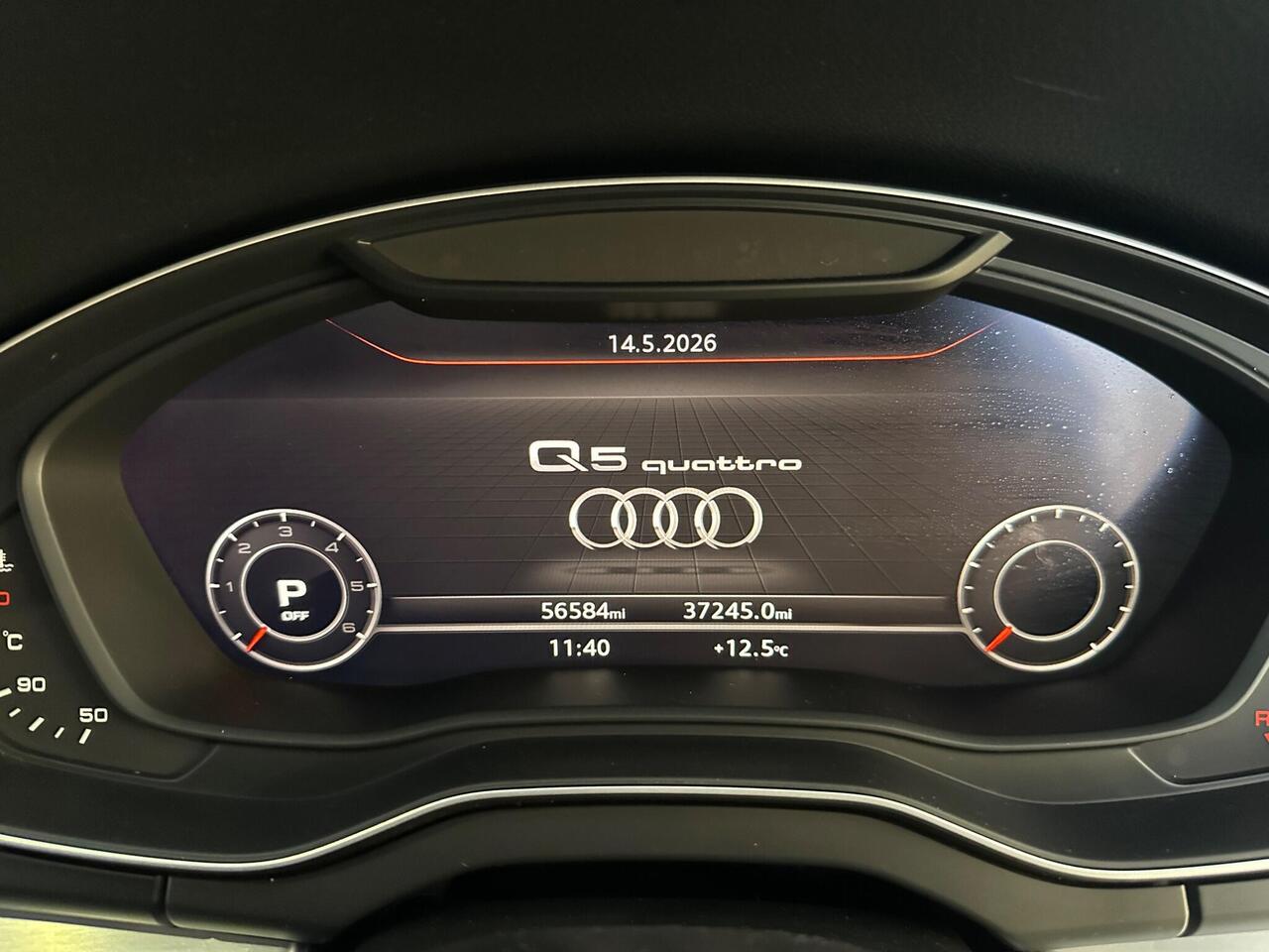 Audi Q5 YX19ODE