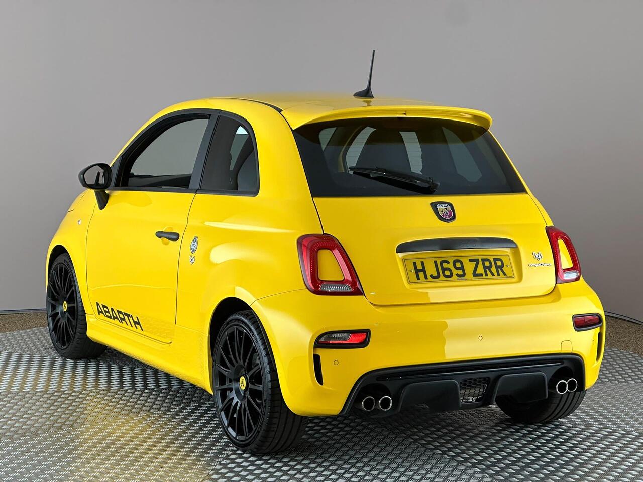 Abarth 595 HJ69ZRR