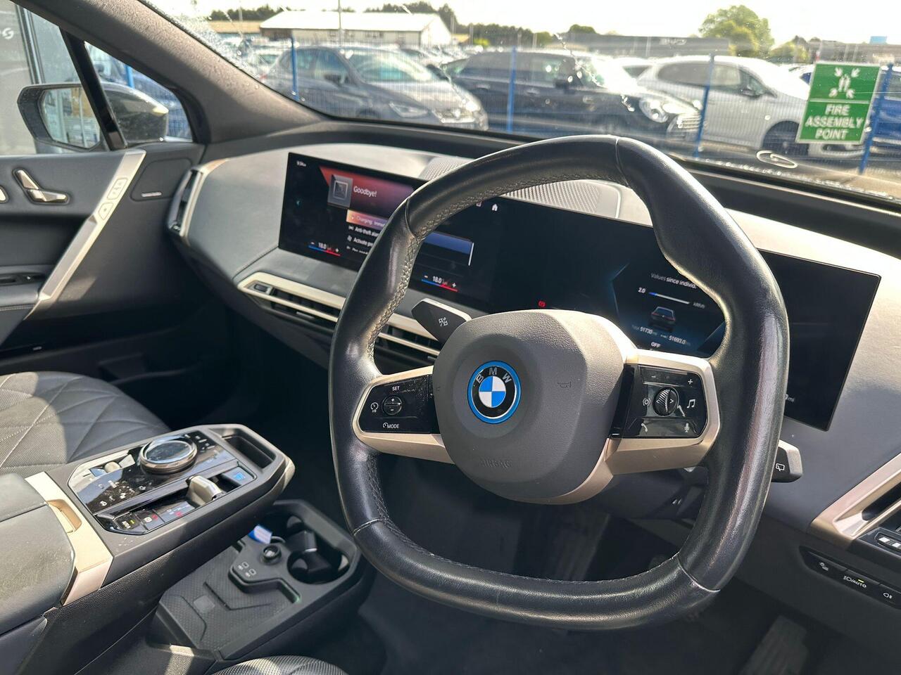 BMW iX AJ22DXU
