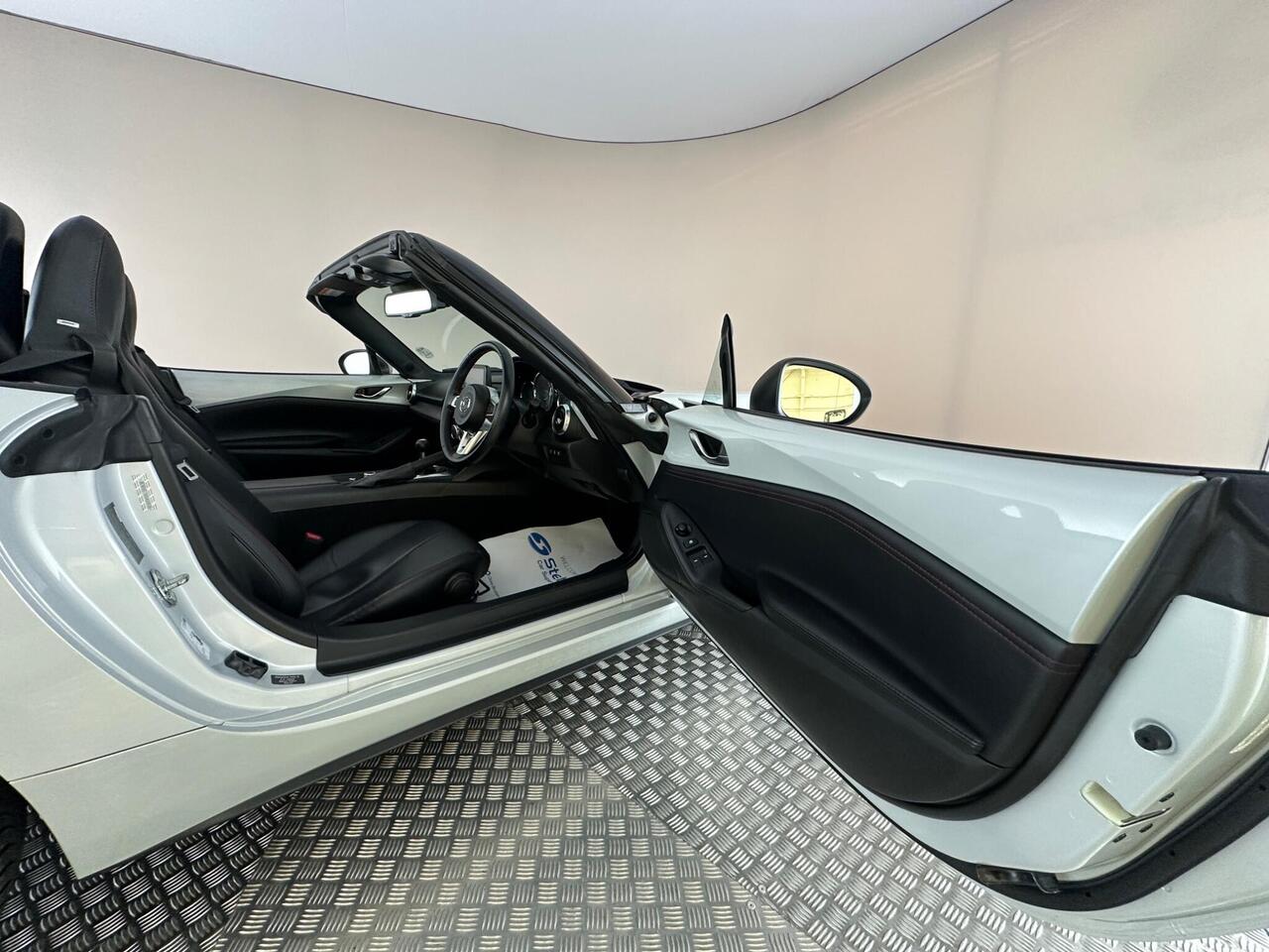 Mazda MX-5 VU19VML