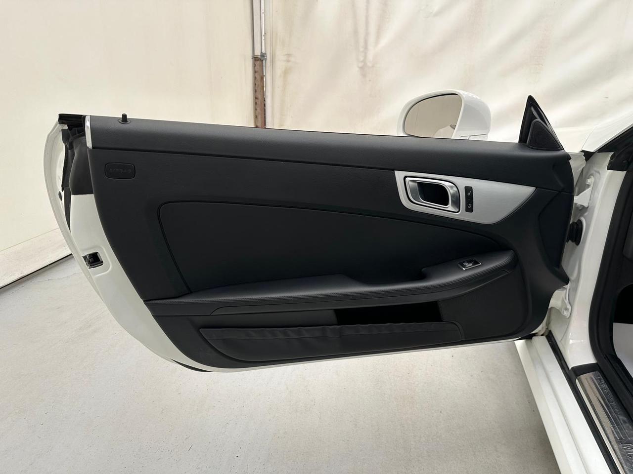 Mercedes-Benz SLK HJ63UBD
