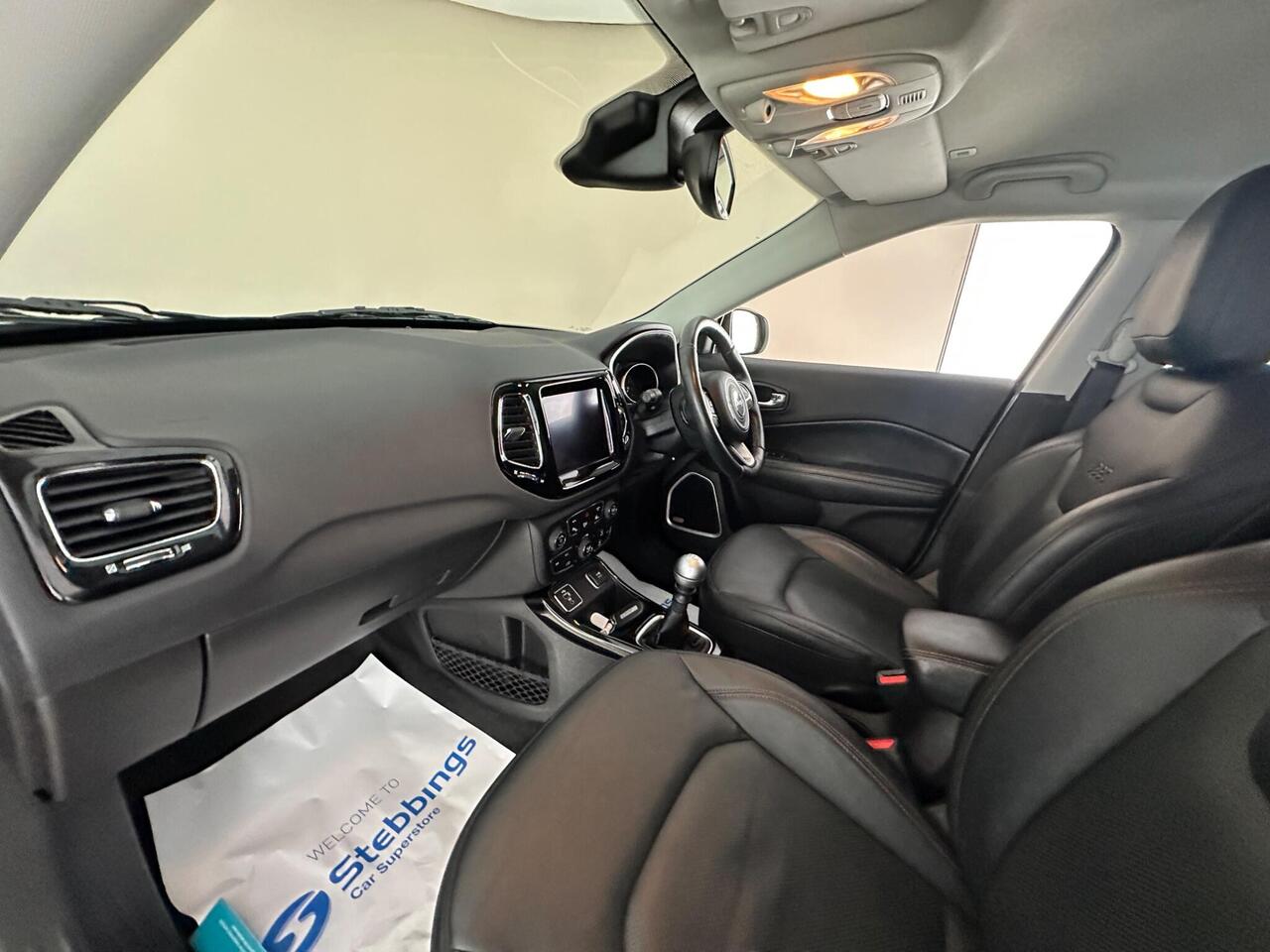 Jeep Compass SF68UMV