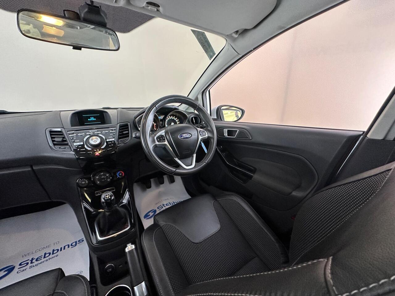 Ford Fiesta DX64JFU