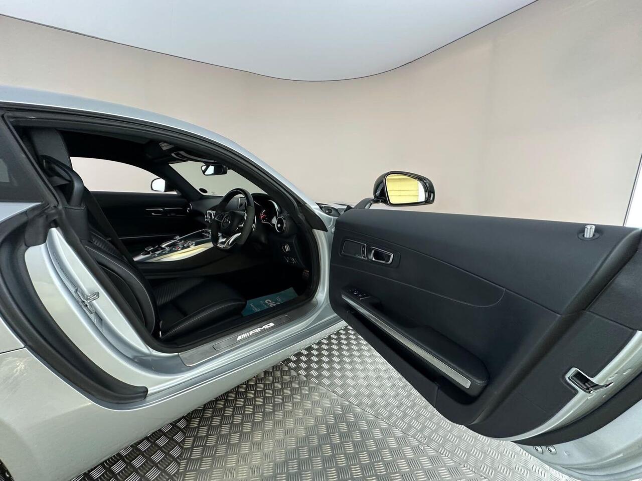 Mercedes-Benz AMG GT CK19YWD