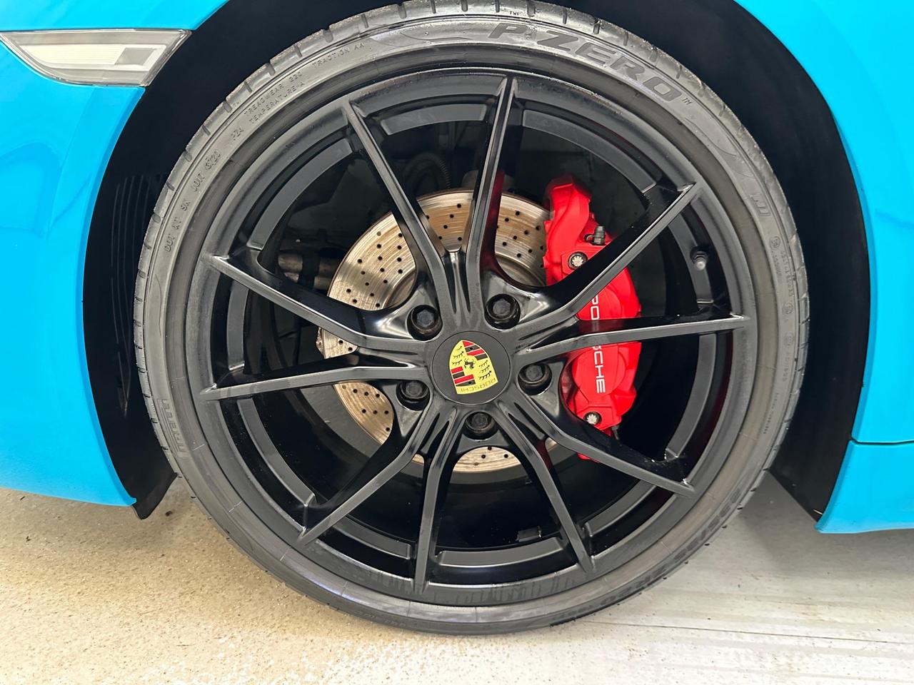 Porsche 718 Cayman AF19HFM