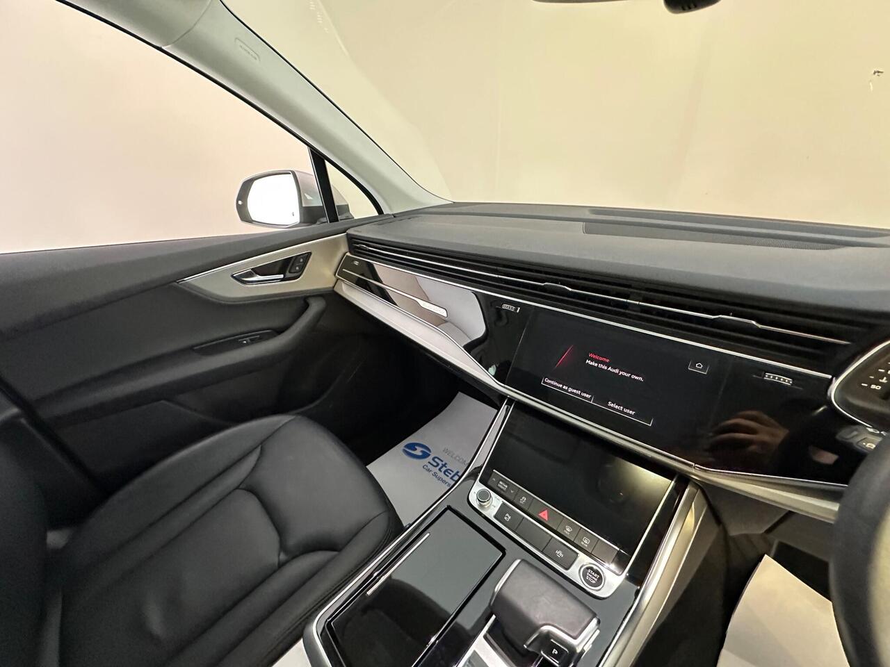 Audi Q7 GX22WMM