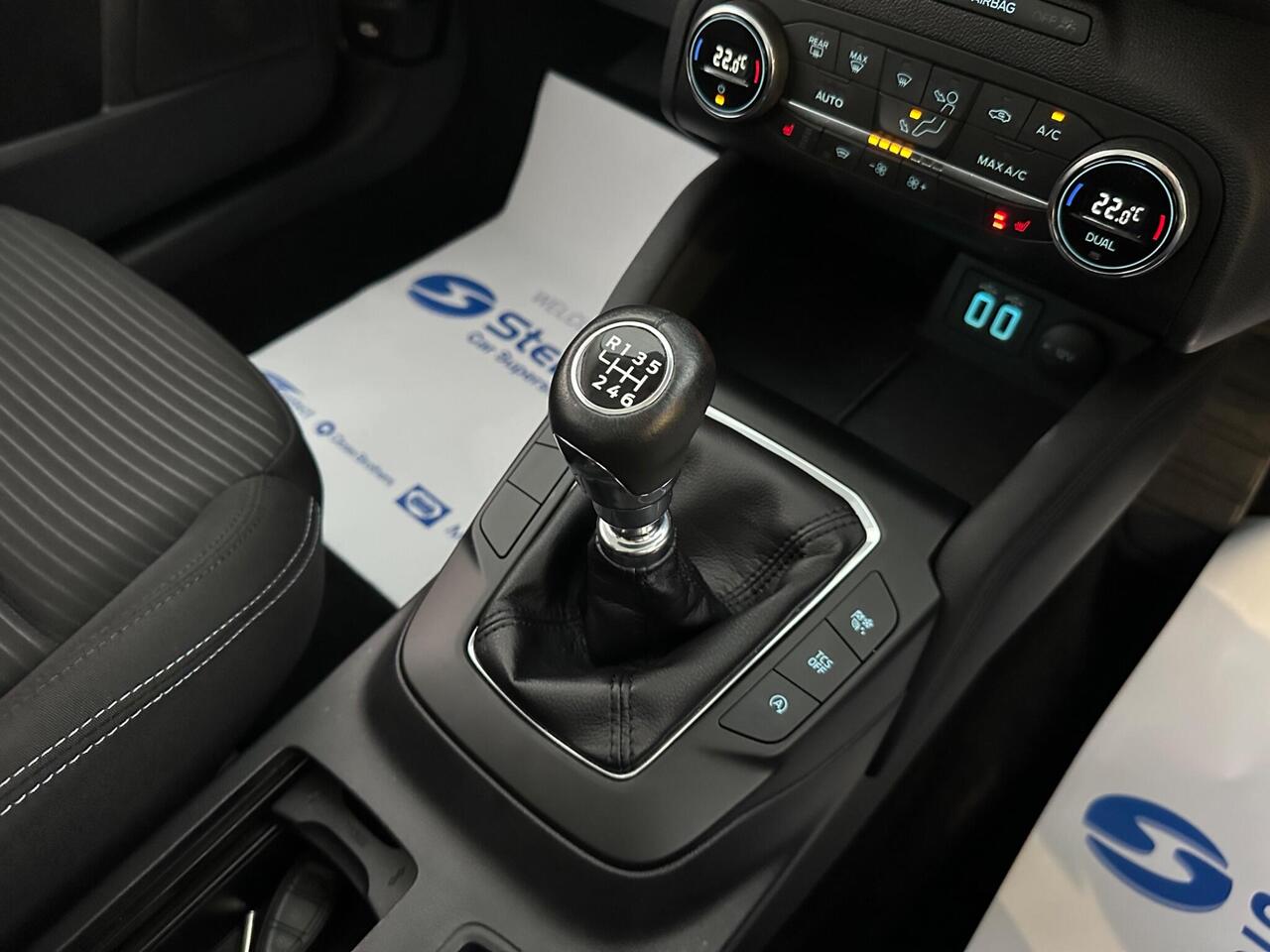 Ford Focus AF22SYT