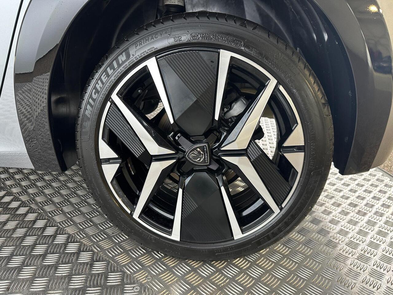Peugeot 208 MJ24ZXE