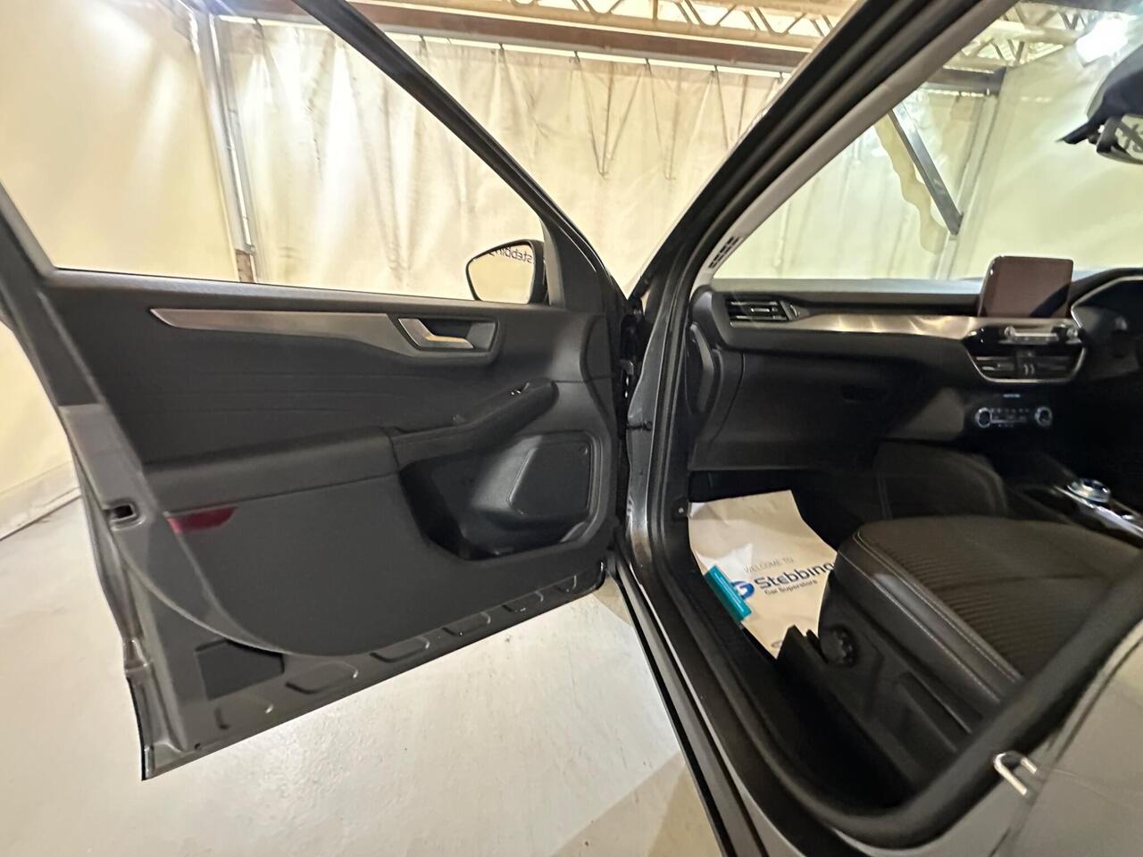 Ford Kuga YF22UBU