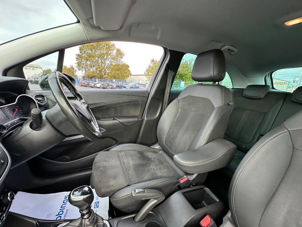 Vauxhall Crossland SH22LWL