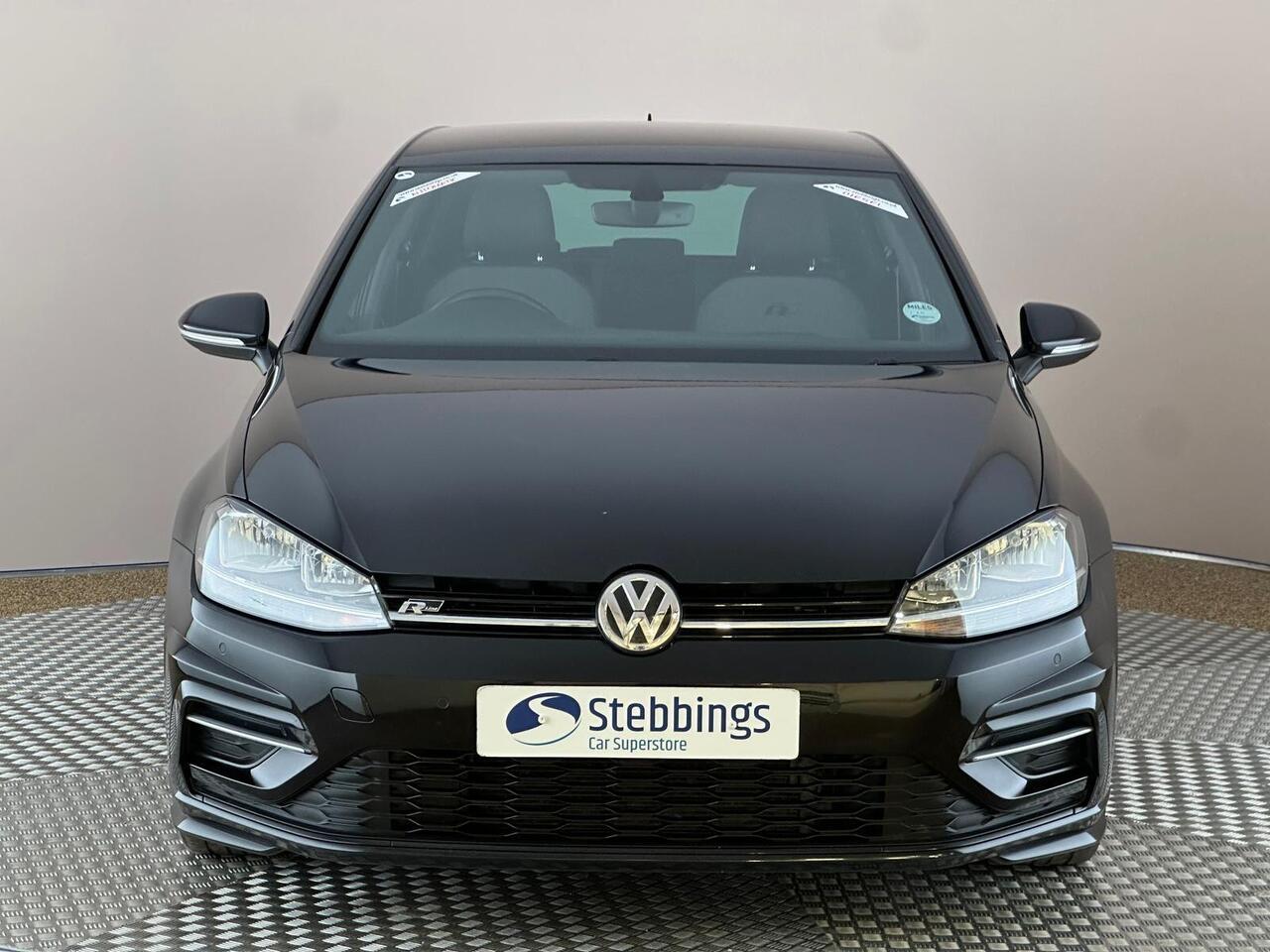 Volkswagen Golf KR19NVV