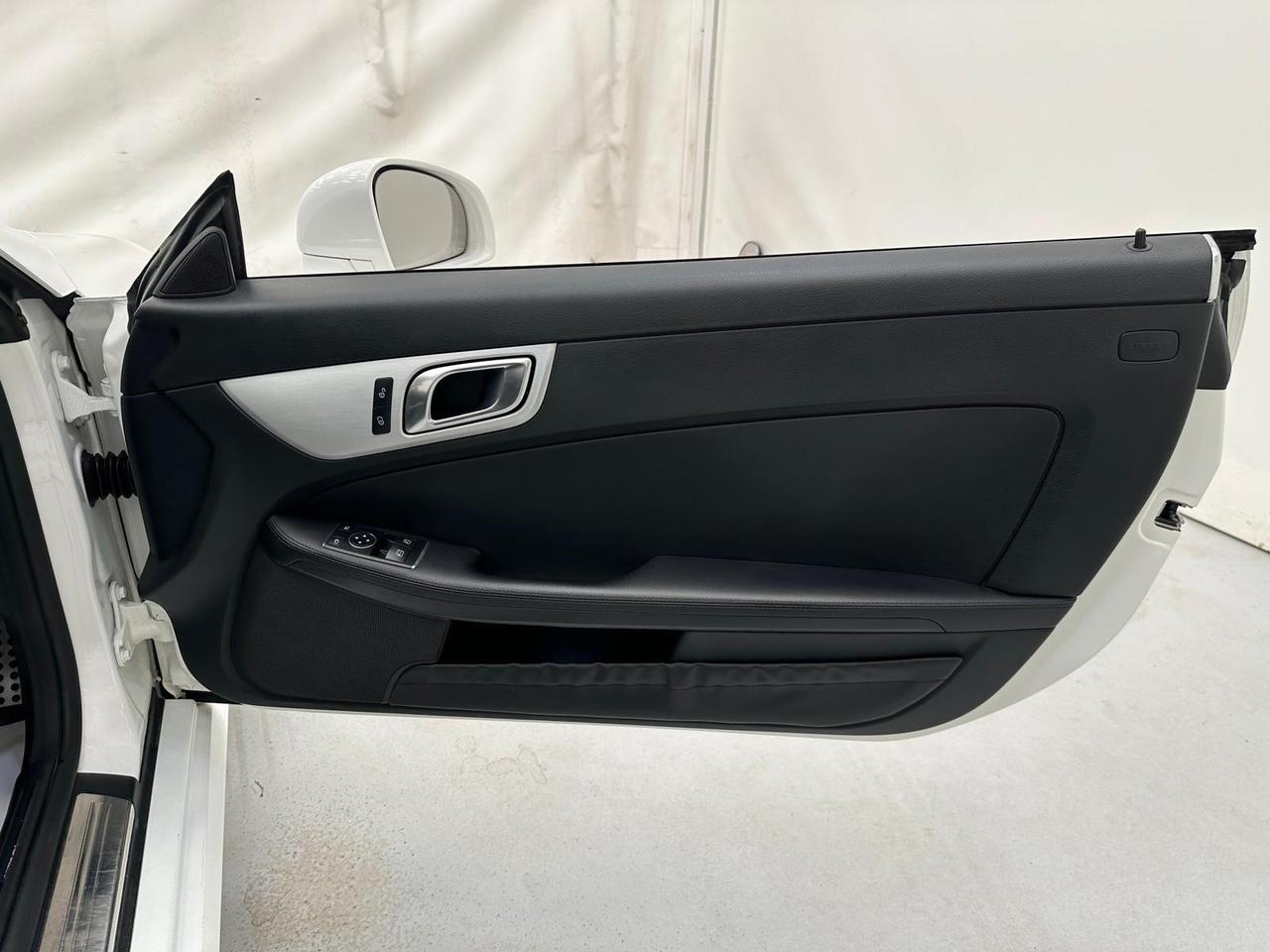 Mercedes-Benz SLK HJ63UBD