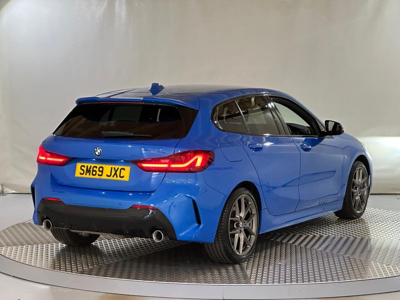 BMW 1 Series SM69JXC