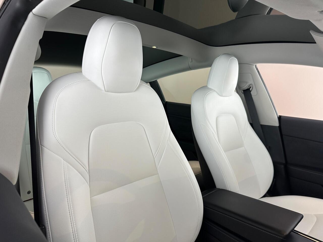 Tesla Model 3 WR71GMX