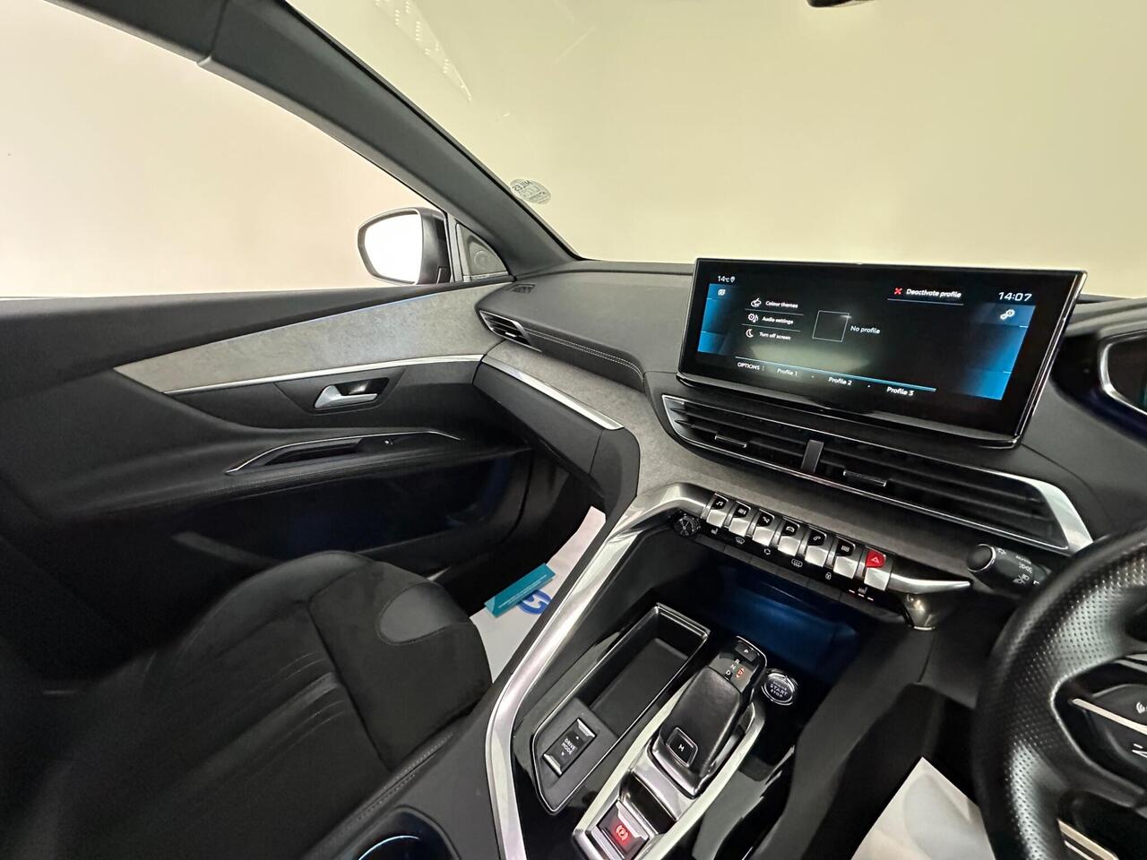 Peugeot 3008 KX21GBT