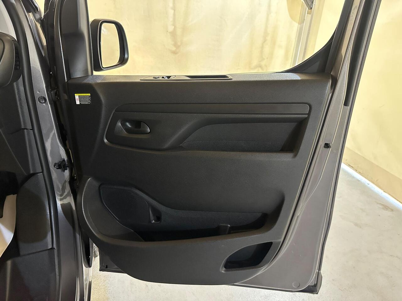 Citroen e-SpaceTourer LD23GWN