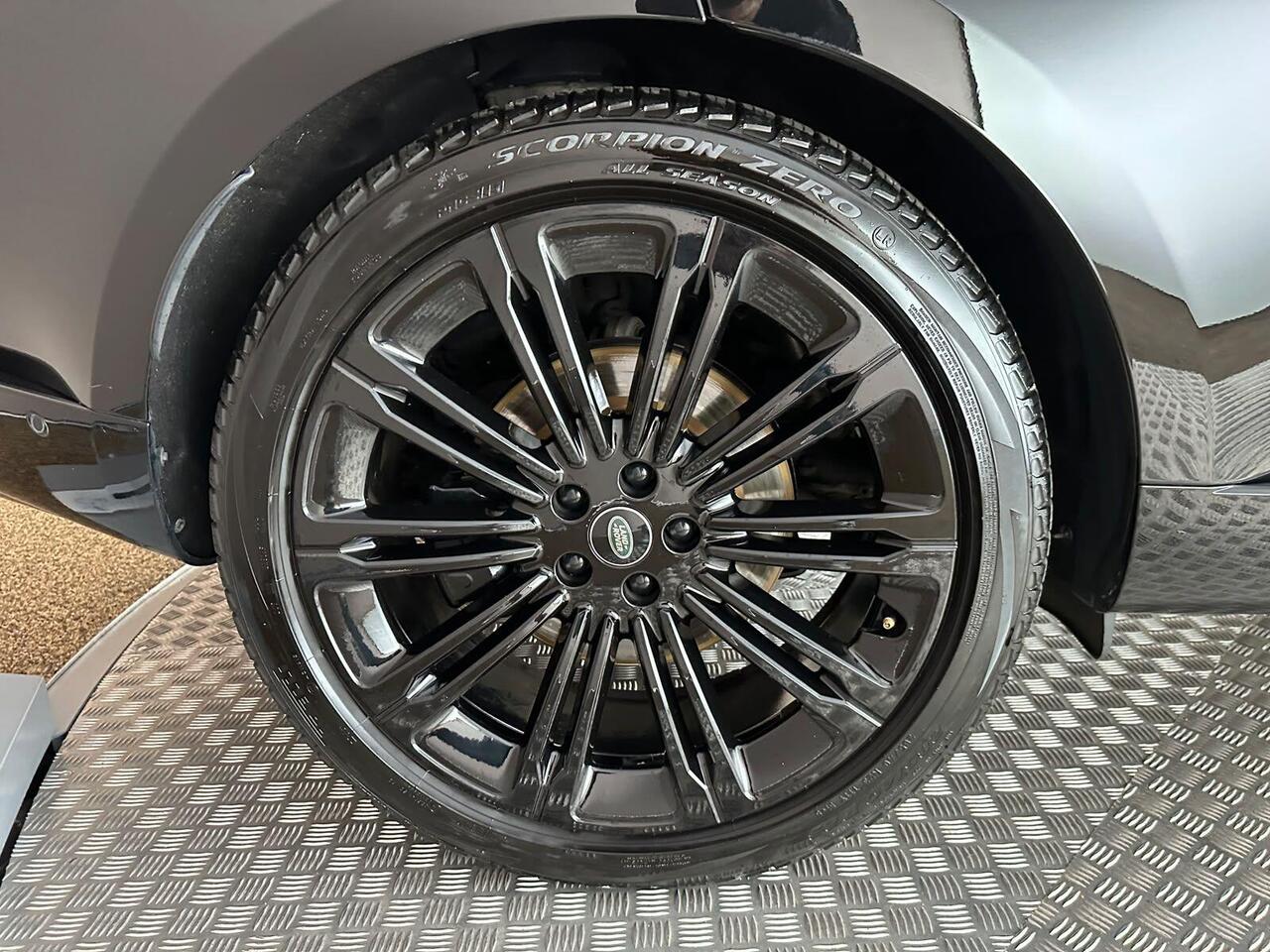 Land Rover Range Rover EK73BFE
