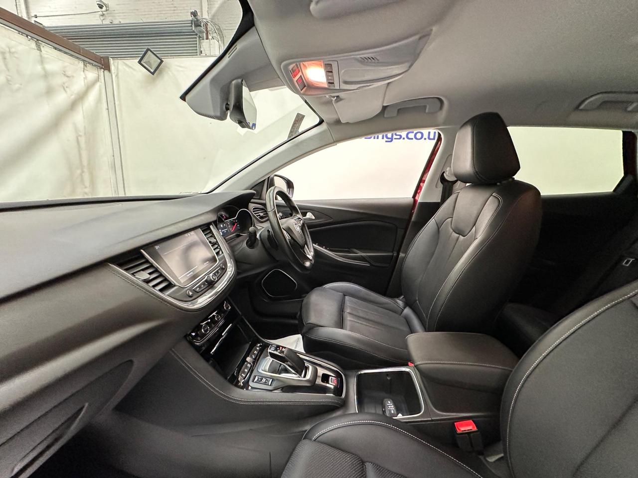 Vauxhall Grandland X BL69ZGN