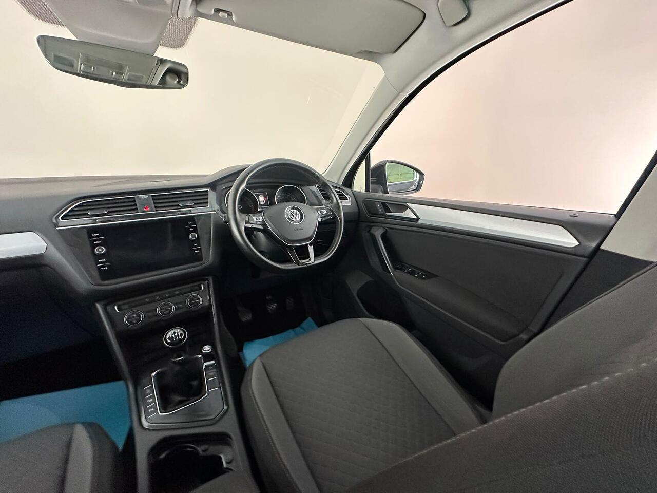 Volkswagen Tiguan KV19OKL