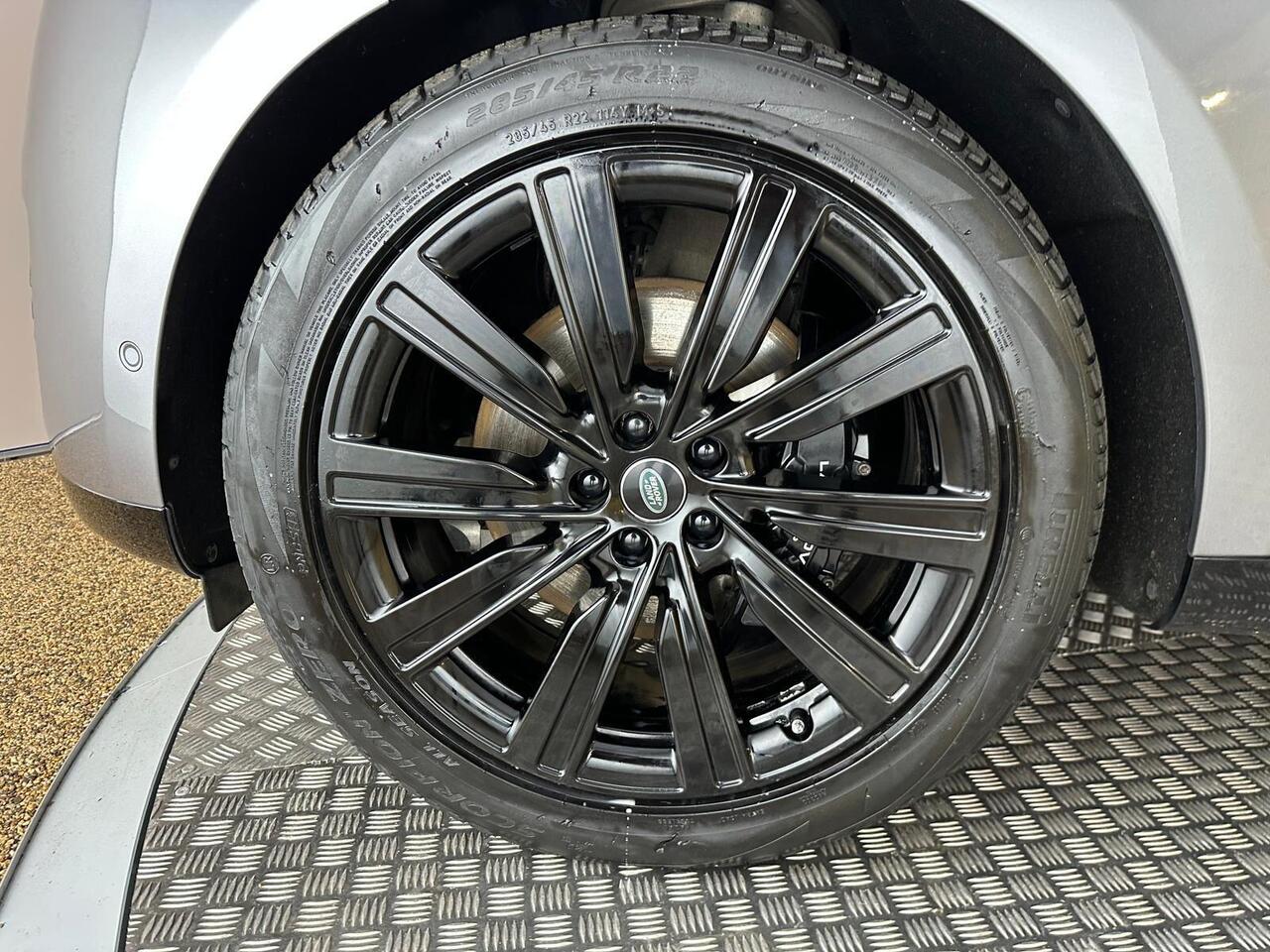 Land Rover Range Rover PF22UBS