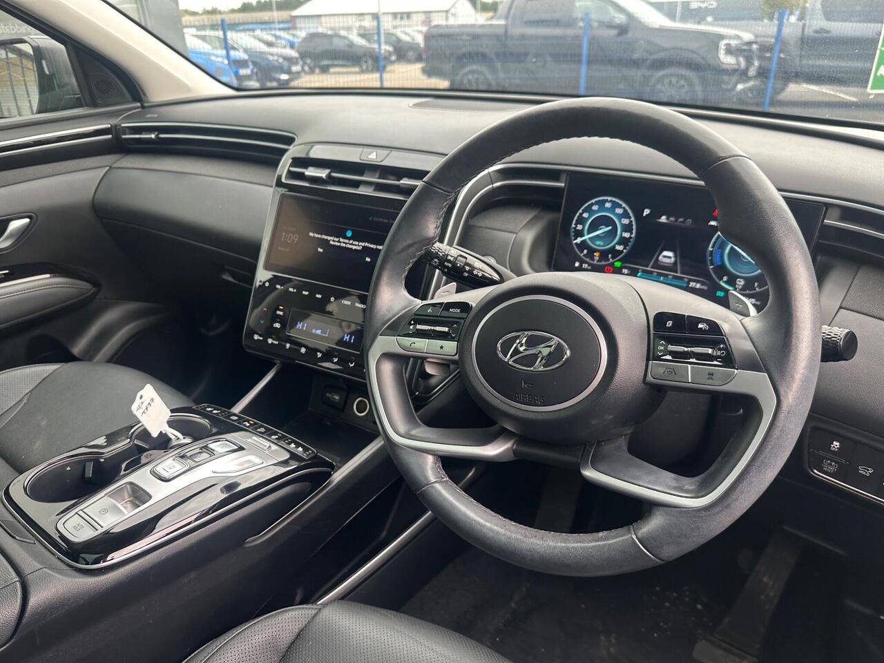 Hyundai TUCSON LE23RTZ
