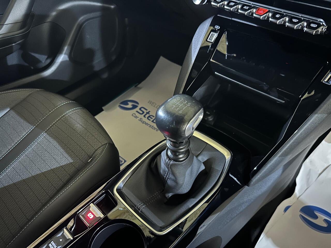 Peugeot 2008 WF73KBO