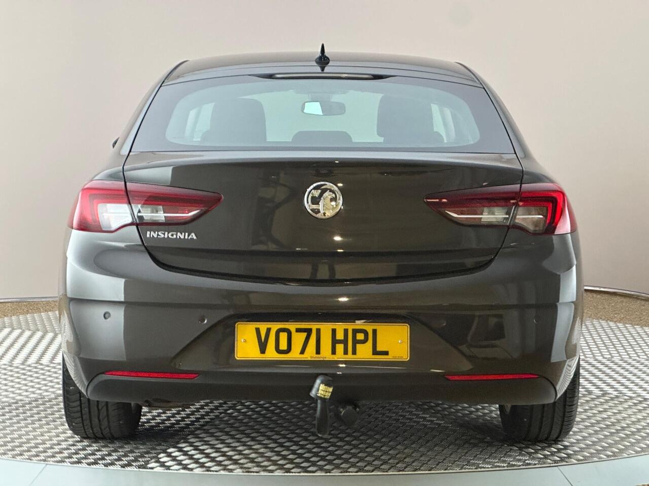 Vauxhall Insignia VO71HPL