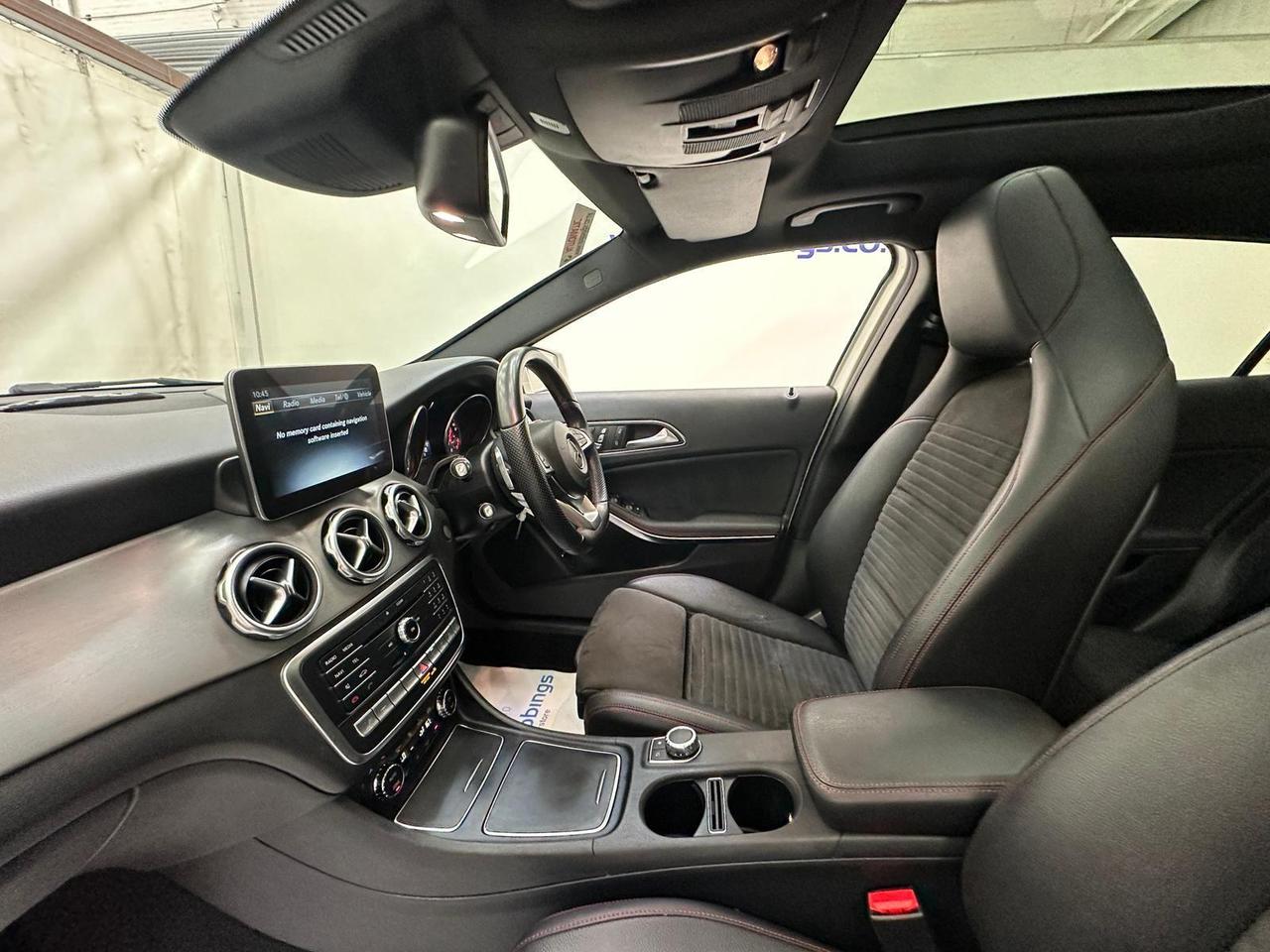 Mercedes-Benz GLA KY67ALO
