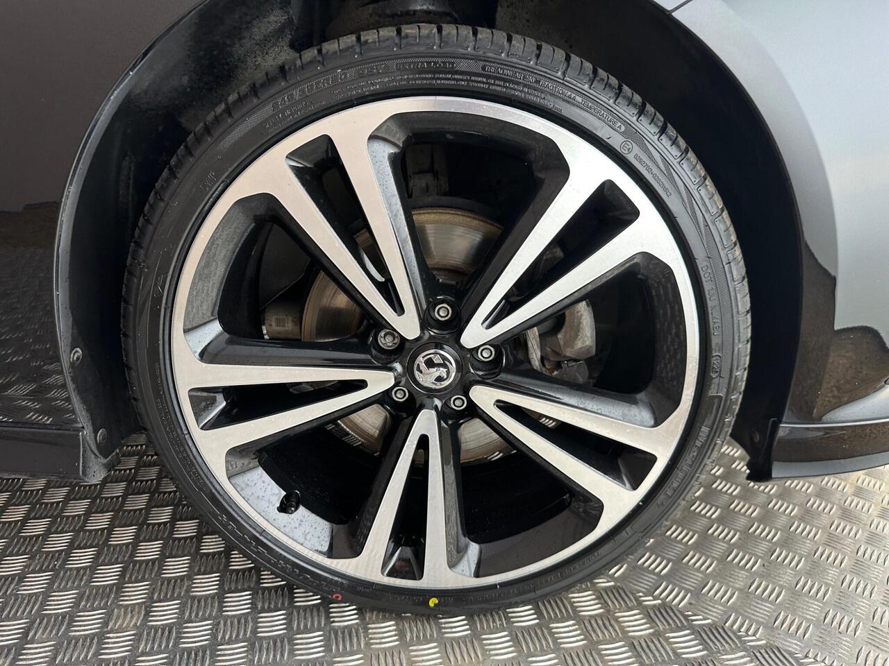 Vauxhall Insignia DY67VWC
