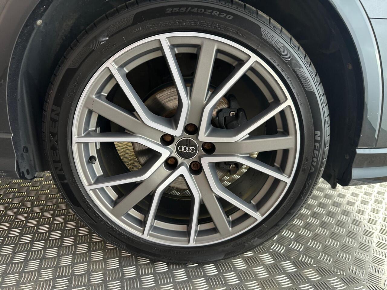 Audi Q3 FD70BVM