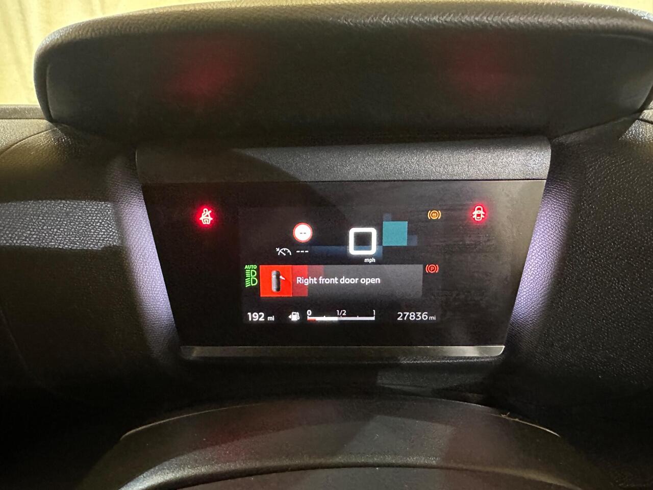 Citroen C4 MJ72XFS