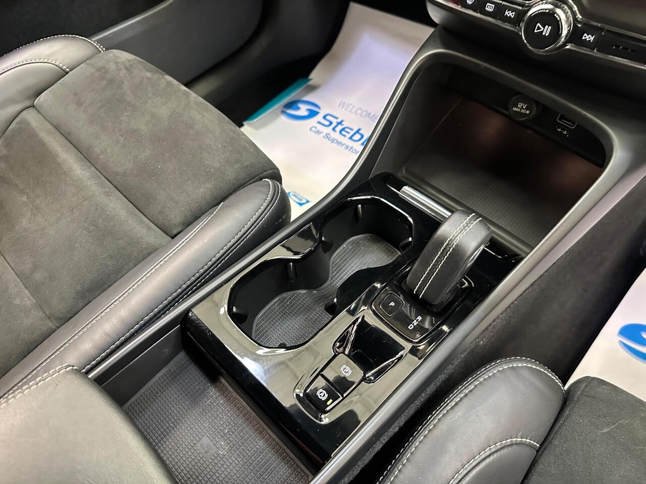 Volvo XC40 YT22VKE