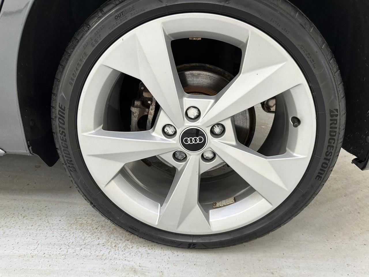 Audi A3 YE21XNF