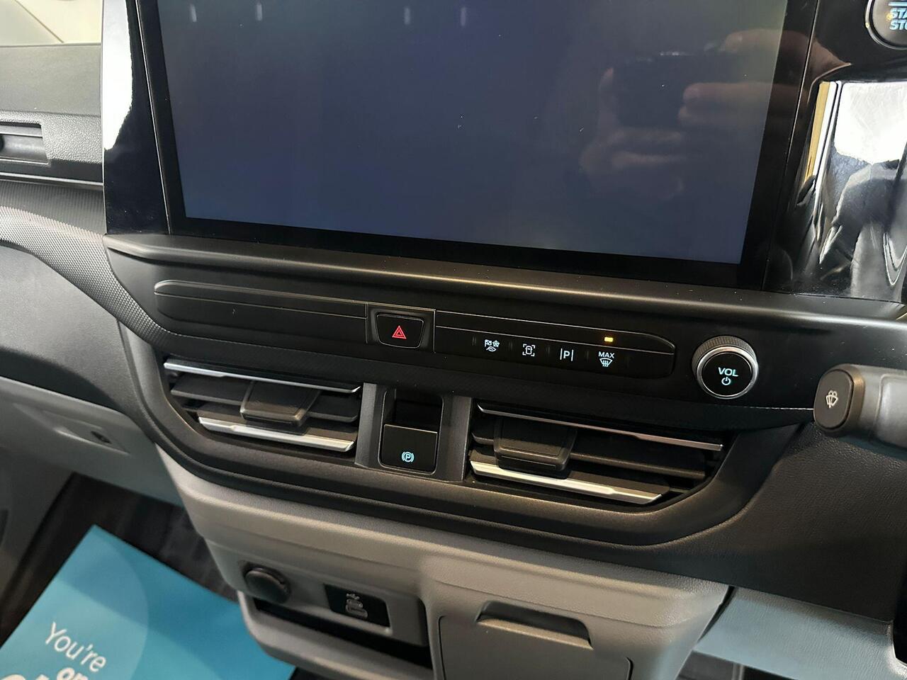 Ford Transit Custom YM73KOX