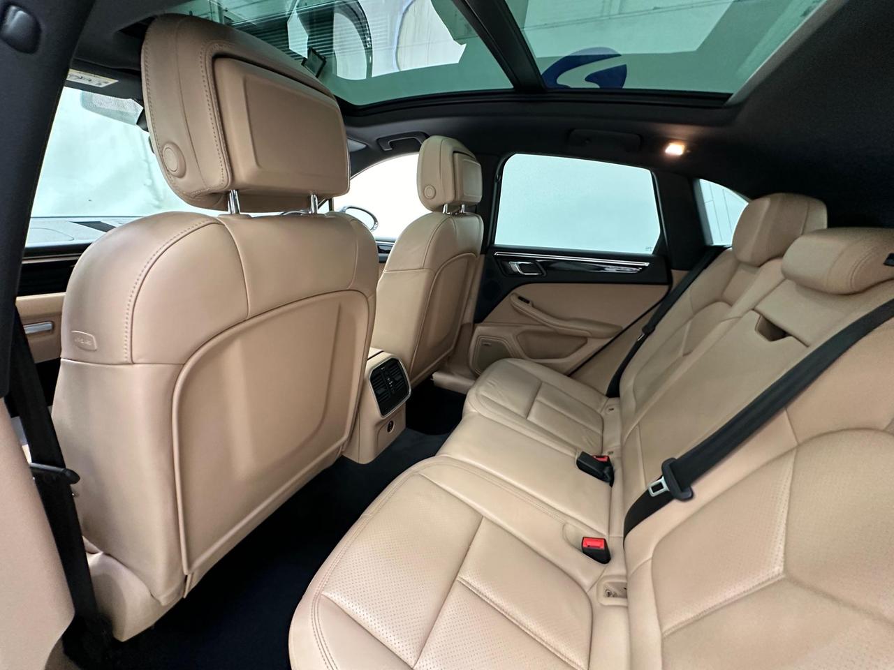 Porsche Macan AE69ODL