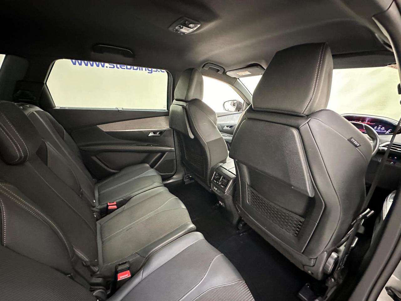 Peugeot 5008 SB71YGH