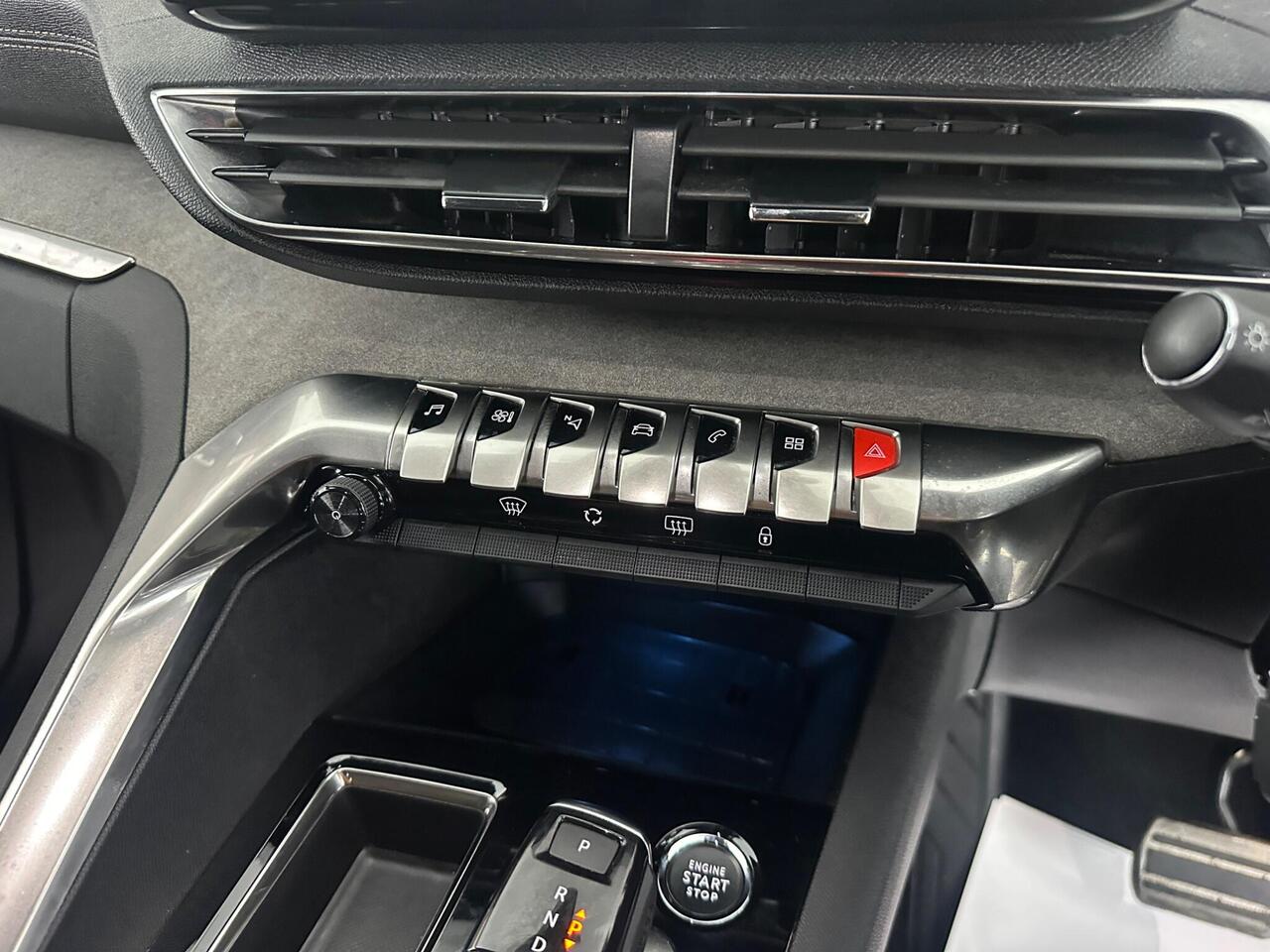 Peugeot 3008 WR72DBY