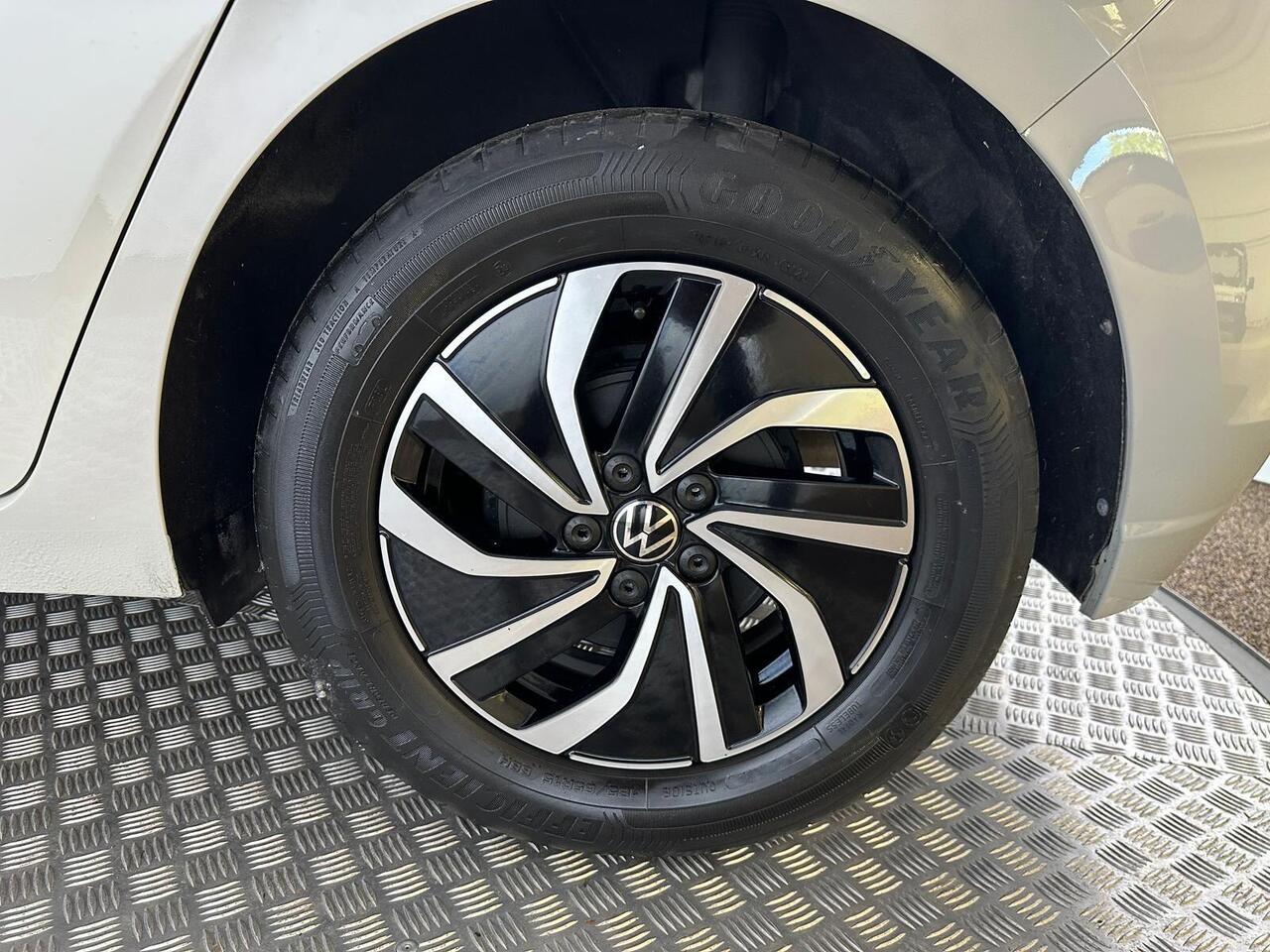 Volkswagen Polo GL73ZVD