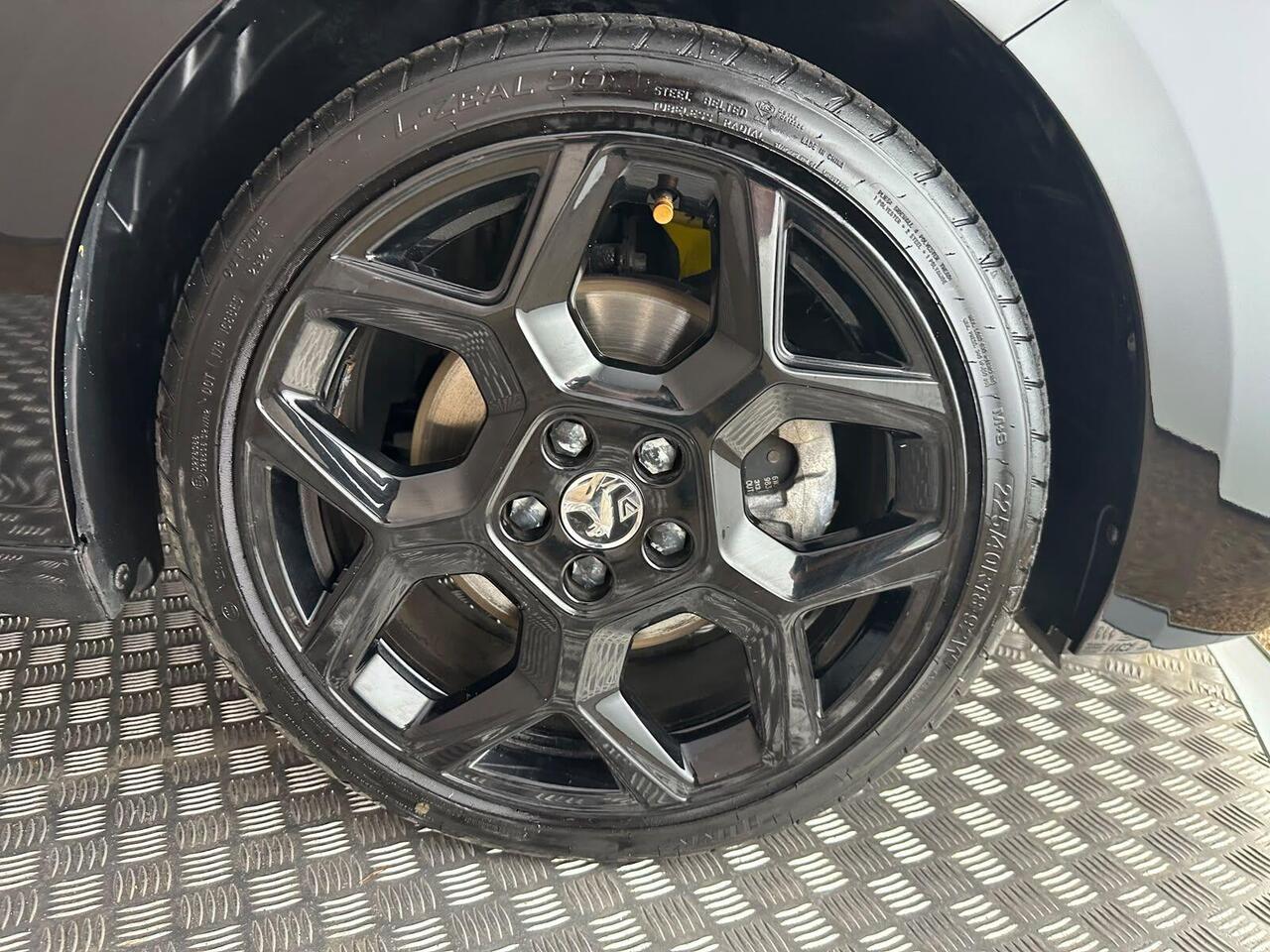 Vauxhall Astra BC72CYF