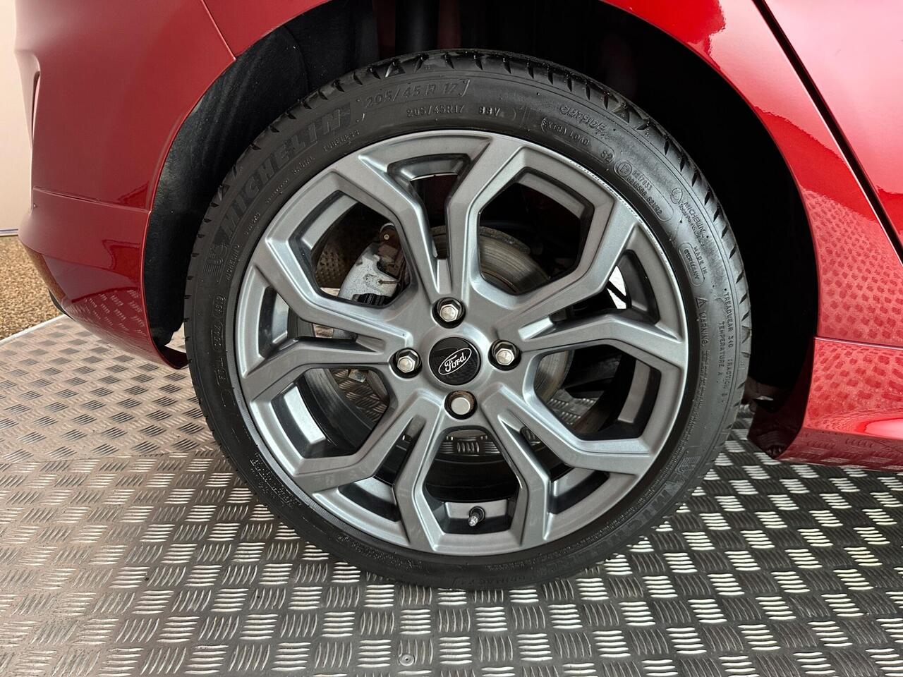 Ford Fiesta YP20VJM