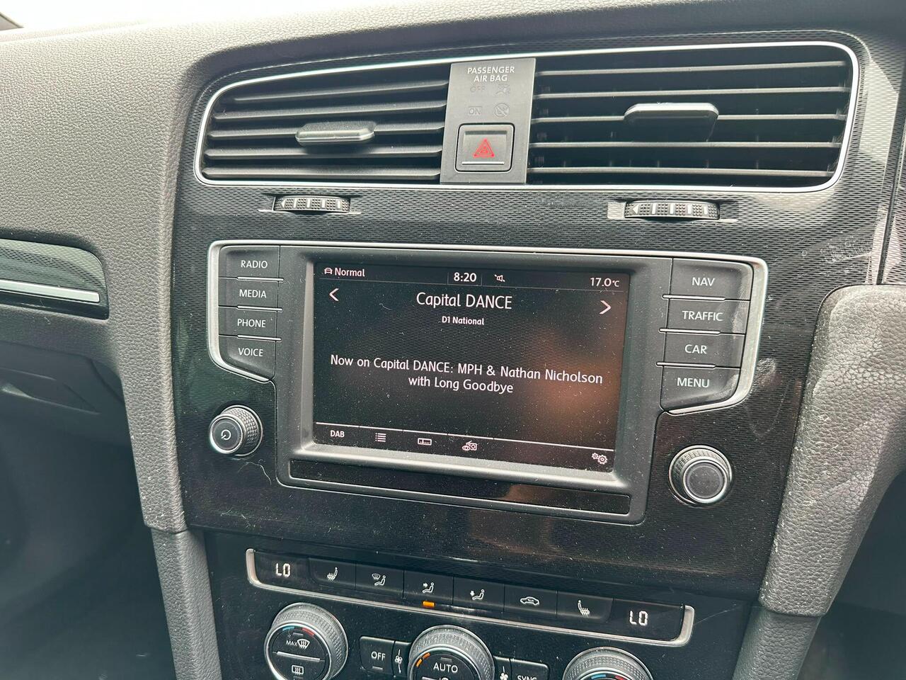 Volkswagen Golf MD66AXF