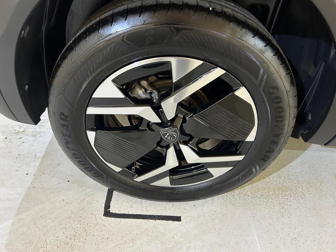 Peugeot 2008 OY73WJJ