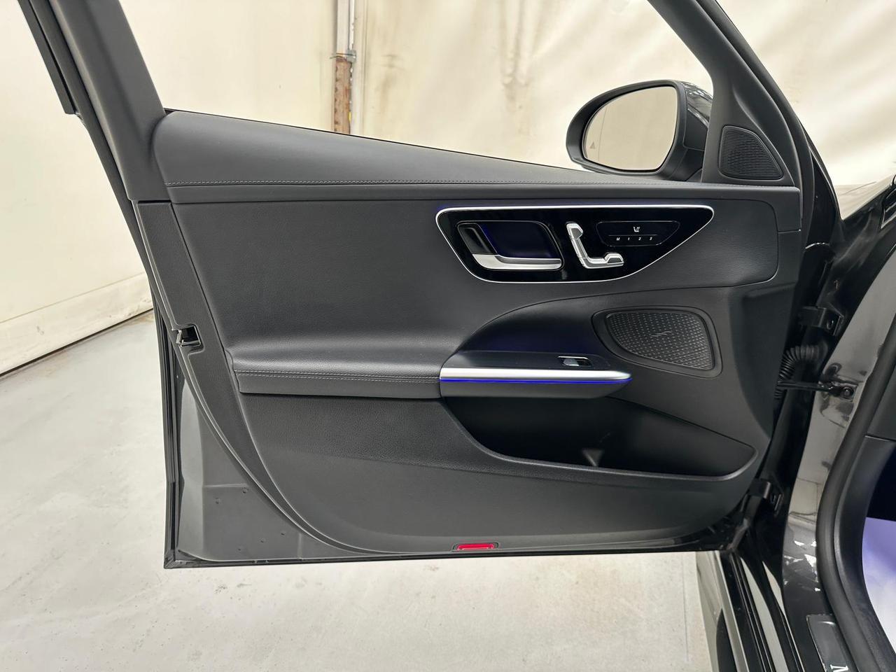 Mercedes-Benz C Class BF71VOO