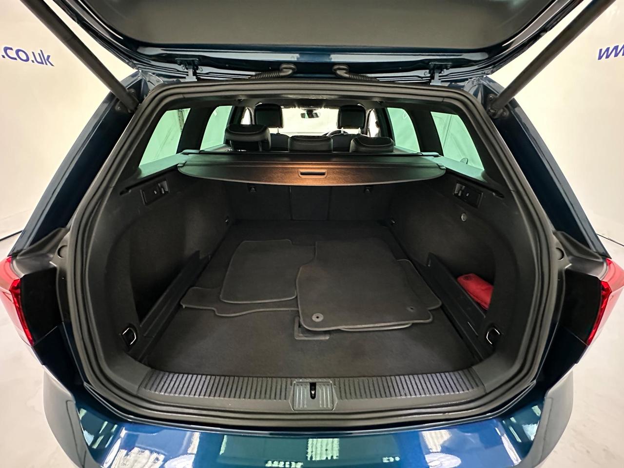 Volkswagen Passat EK21MYC