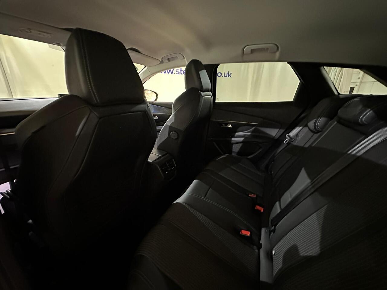 Peugeot 3008 VU22OOX
