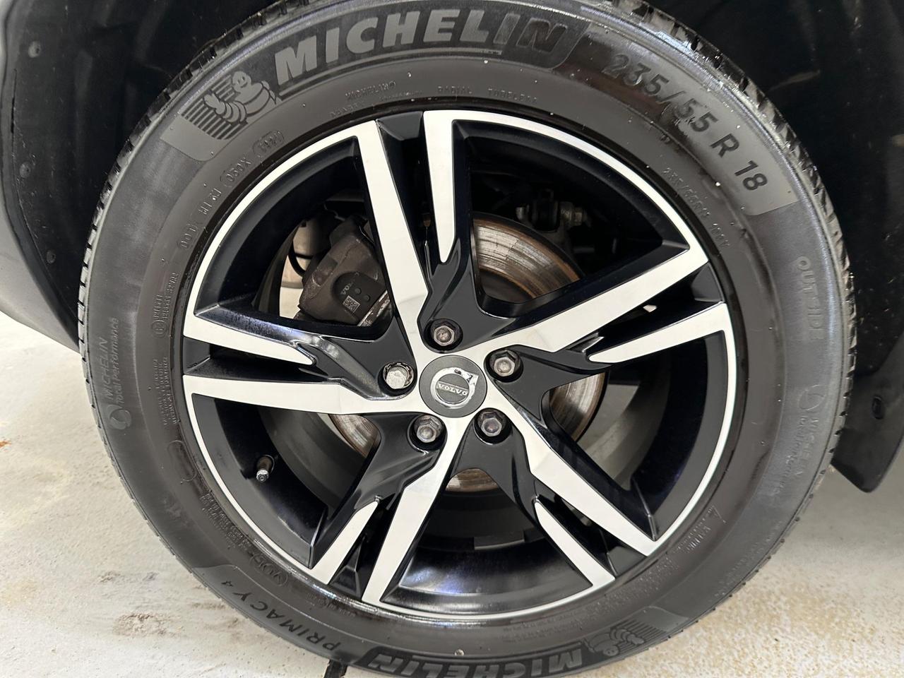 Volvo XC40 YP71ZVR
