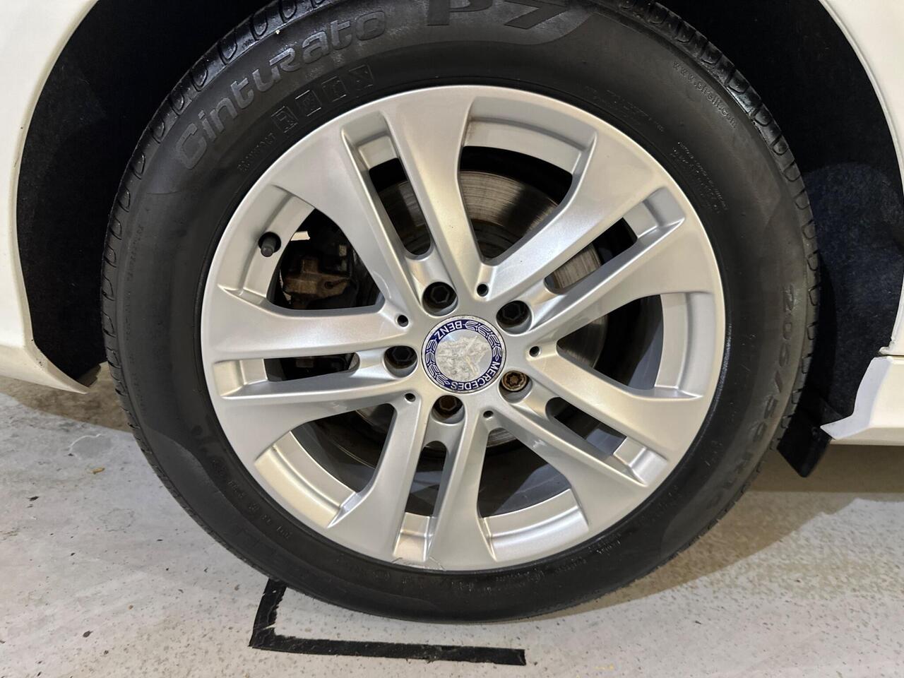 Mercedes-Benz C Class OY14GVO
