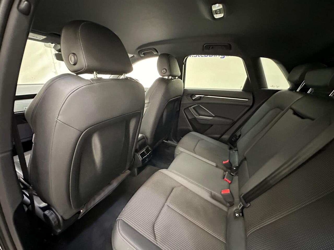 Audi Q3 ST21LJF